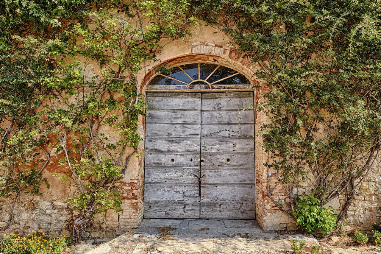 Fattoria Di Catignano Guest House San Giovanni  Bagian luar foto