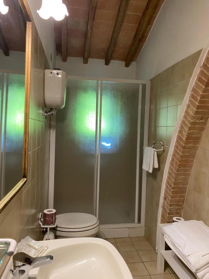 Fattoria Di Catignano Guest House San Giovanni  Bagian luar foto
